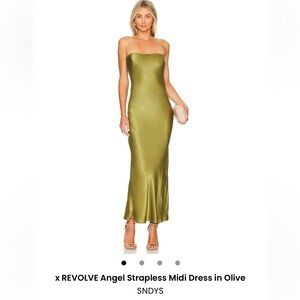 NWTs! × REVOLVE Angel Strapless Midi Dress in Olive
SNDYS - size Small